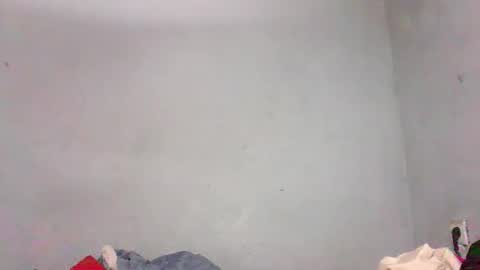 yolandrina05 online show from 28, 9, 2025