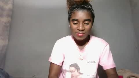 yolandrina05 online show from 30, 9, 2025