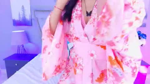 Snapshot of yommi_winx chatting on 2, 10, 2025 Yommi Winx online show from 2, 10, 2025