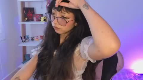 Snapshot of yommi_winx_ chatting on 2, 8, 2026 yommi winx online show from 2, 8, 2026