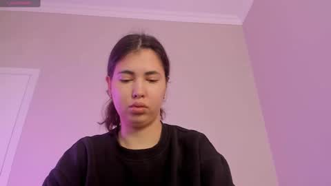 yooleen online show from 9, 10, 2025