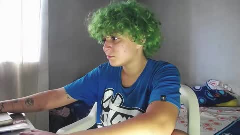 Little Mike Independent model online show from 14, 11, 2025