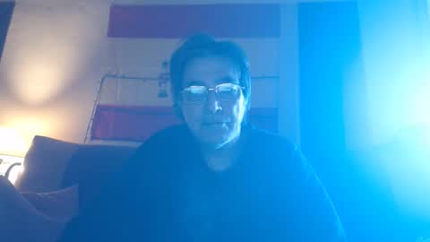 Snapshot of yosep44 chatting on 17, 11, 2025 yosep online show from 17, 11, 2025