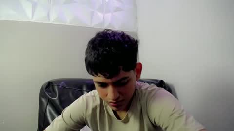 Snapshot of yosepp_cum chatting on 28, 4, 2026 YOSEP online show from 28, 4, 2026