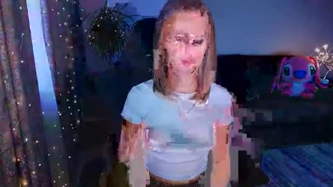 Bella online show from 3, 12, 2024