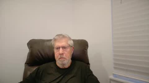 Snapshot of yougogirl_3 chatting on 27, 5, 2026 Colorado Guy Straight online show from 27, 5, 2026