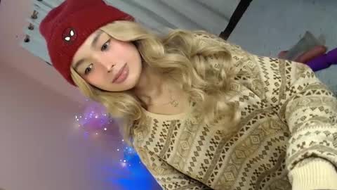 Snapshot of yougotelise69 chatting on 14, 12, 2024 HAPPY BIRTHDAY TO ME online show from 14, 12, 2024