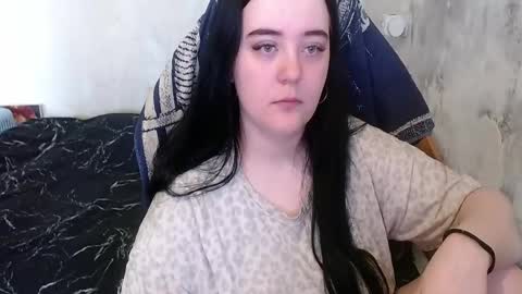 Snapshot of your_8a8y chatting on 18, 5, 2026 your_8a8y online show from 18, 5, 2026
