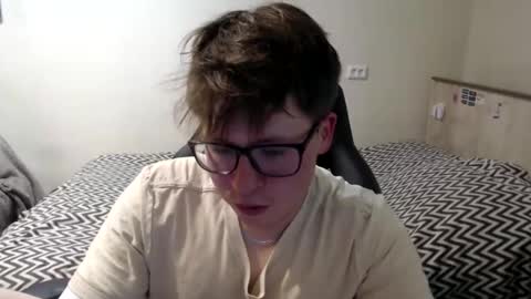Snapshot of your_boyfriend123 chatting on 26, 5, 2026 Max online show from 26, 5, 2026