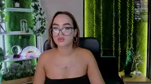 Snapshot of your_bunny12 chatting on 17, 7, 2026 your bunny12 online show from 17, 7, 2026
