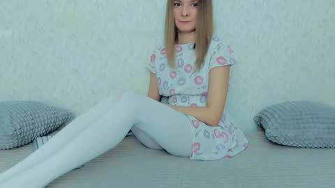 Lily online show from 17, 1, 2025