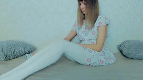 Lily online show from 24, 2, 2025