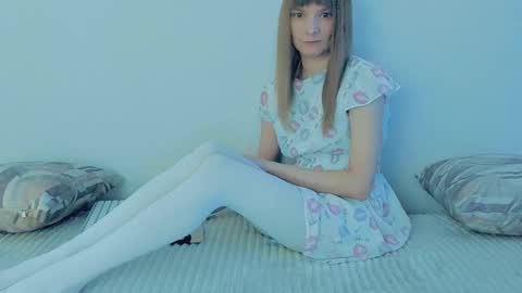 Lily online show from 15, 9, 2025