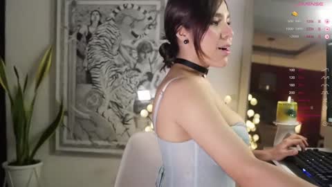 Isabella online show from 3, 1, 2025