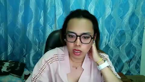 Snapshot of your_dreamgirlxxx69 chatting on 18, 9, 2025 your_dreamgirlxxx69 online show from 18, 9, 2025