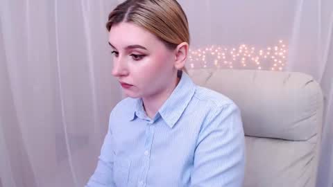 Snapshot of your_freya chatting on 2, 3, 2025 Freya online show from 2, 3, 2025