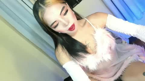 Snapshot of your_girl_yeka chatting on 6, 7, 2026 your_girl_yeka online show from 6, 7, 2026