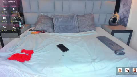 Snapshot of your_lady_milf chatting on 30, 5, 2026 your_lady_milf online show from 30, 5, 2026