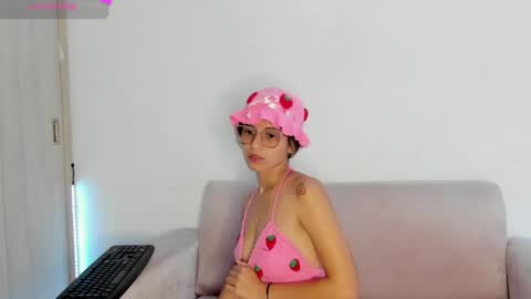 Snapshot of your_lilacute1 chatting on 23, 12, 2024 Lila online show from 23, 12, 2024