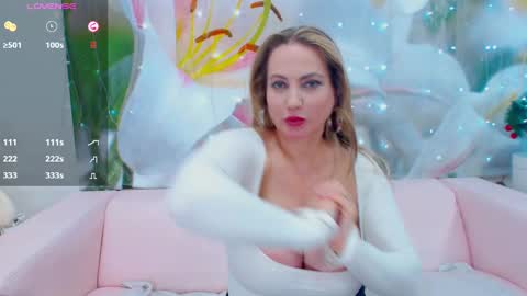 Snapshot of your_milf_lilly chatting on 24, 1, 2025 Lilly online show from 24, 1, 2025
