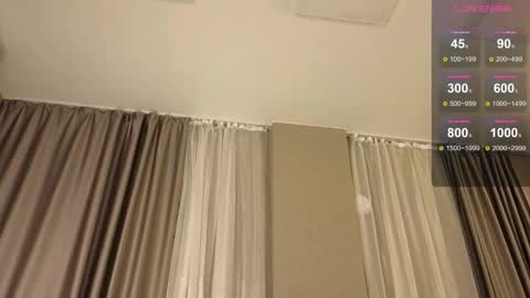 Jessica Loyd online show from 23, 10, 2025