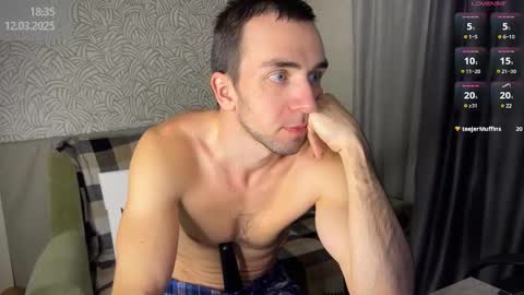 Snapshot of your_new_boyfriend17 chatting on 12, 3, 2025 Your new boyfriend17 online show from 12, 3, 2025