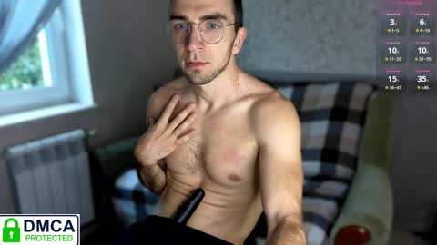 Snapshot of your_new_boyfriend17 chatting on 17, 10, 2025 Your new boyfriend17 online show from 17, 10, 2025