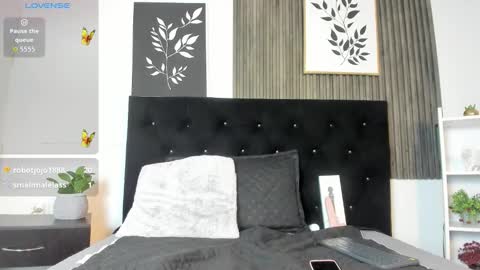 Snapshot of your_submissive_ chatting on 19, 11, 2025 your_submissive_ online show from 19, 11, 2025