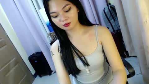 Snapshot of yourangelictransgirl chatting on 12, 12, 2024 Hi its me Yna online show from 12, 12, 2024