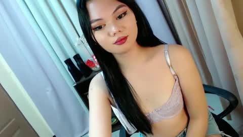 Snapshot of yourangelictransgirl chatting on 18, 12, 2024 Hi its me Yna online show from 18, 12, 2024
