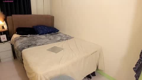 yourasian_bradley online show from 8, 3, 2025