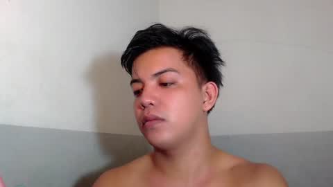 yourasian_bradley online show from 9, 7, 2026