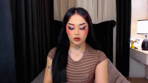 kim online show from 19, 12, 2025