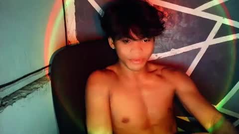 Snapshot of yourboycumrain chatting on 25, 6, 2026 rainy online show from 25, 6, 2026