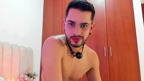 Snapshot of yourboynextdoor1 chatting on 6, 12, 2024 YOURBOYNEXTDOOR online show from 6, 12, 2024