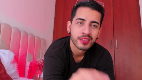 Snapshot of yourboynextdoor1 chatting on 27, 12, 2024 YOURBOYNEXTDOOR online show from 27, 12, 2024