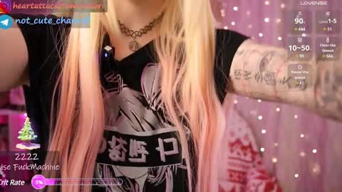 Snapshot of yourcutewaifu chatting on 19, 1, 2025 Lina Fansly online show from 19, 1, 2025