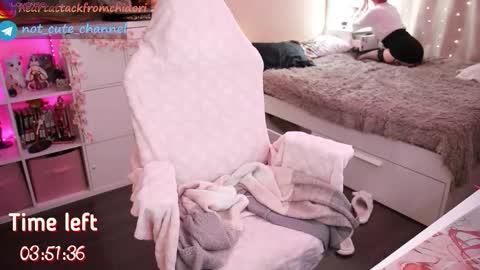 Snapshot of yourcutewaifu chatting on 25, 10, 2025 Lina Fansly online show from 25, 10, 2025