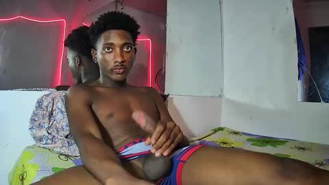 Yourdaddy2005 online show from 26, 2, 2026