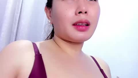 3hi im  Angel glad to see you  3 online show from 4, 12, 2024