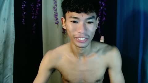 Snapshot of yourdreamboyx chatting on 4, 12, 2024 Rence online show from 4, 12, 2024