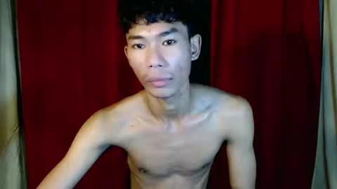 Snapshot of yourdreamboyx chatting on 5, 12, 2024 Rence online show from 5, 12, 2024