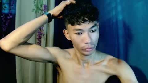 Snapshot of yourdreamboyx chatting on 11, 12, 2024 Rence online show from 11, 12, 2024