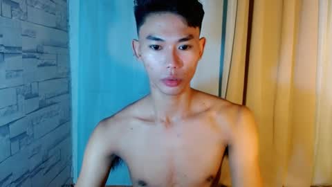 Snapshot of yourdreamboyx chatting on 1, 3, 2025 Rence online show from 1, 3, 2025