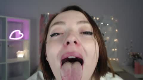 Snapshot of yourdreamcristal chatting on 24, 2, 2025 yourdreamcristal online show from 24, 2, 2025