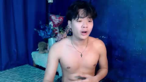 Snapshot of youre_naughtyboy chatting on 2, 11, 2025 NaughtyBoy online show from 2, 11, 2025