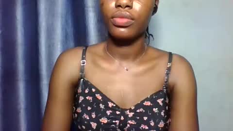 Snapshot of yourfavcamgirl_ chatting on 23, 2, 2026 favcamgirl online show from 23, 2, 2026