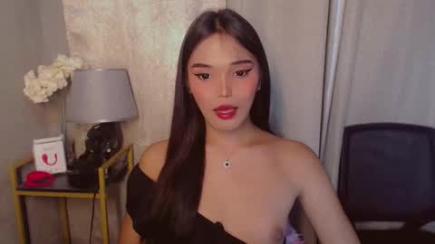 Snapshot of yourfavorateariana chatting on 23, 10, 2025 Sweet Ariana online show from 23, 10, 2025