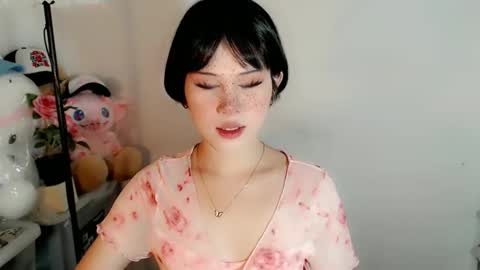 Snapshot of yourfavorateella chatting on 2, 10, 2025 PrettyElla online show from 2, 10, 2025