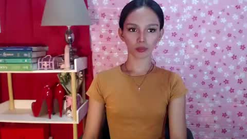 Snapshot of yourfavoratericcie chatting on 24, 10, 2025 RICCIE MAE online show from 24, 10, 2025